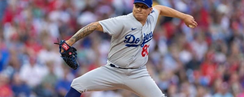 Dodgers News: Victor Gonzalez Shows Off Massive Weight Loss - Inside the  Dodgers