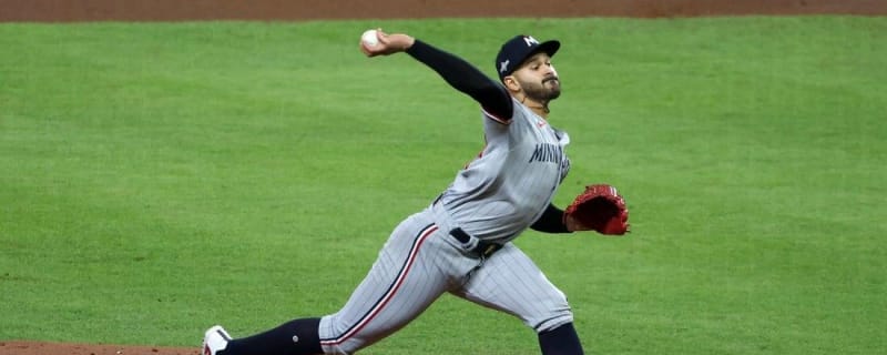 Twins finally meet their match; Marlins' Cy Young-winner Sandy