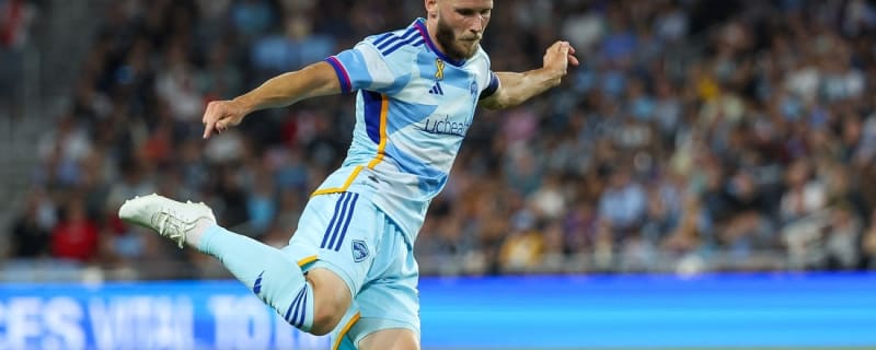 MLS roundup: Rapids extend D Keegan Rosenberry