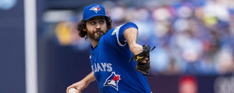 Blue Jays put closer Jordan Romano on IL with sore lower back