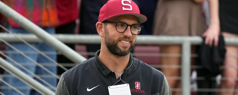 Stanford football names alum Andrew Luck its GM