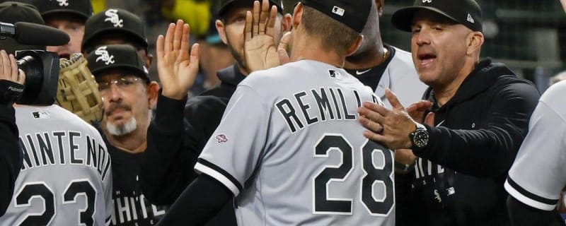 White Sox' Pedro Grifol believes Andrew Benintendi's wrist is