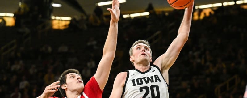 Josh Dix, Payton Sandfort lead Iowa into clash with Indiana