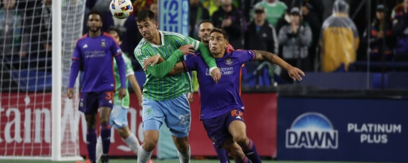 Sounders earn PK win over Dynamo in playoff opener