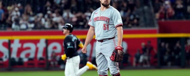 D-backs walk off Cincinnati as Reds&#39; woes continue