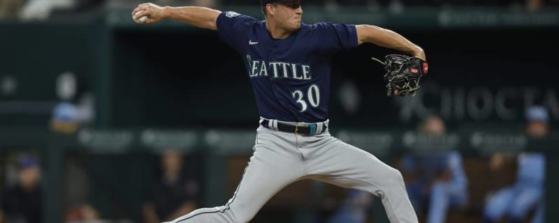 Mets acquire relievers Trevor Gott and Chris Flexen from Mariners