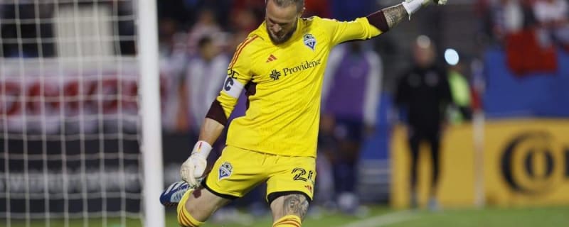 Sounders G Stefan Frei signs 2-year contract