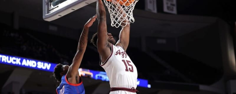 Strong first half propels No. 21 Texas A&M past DePaul