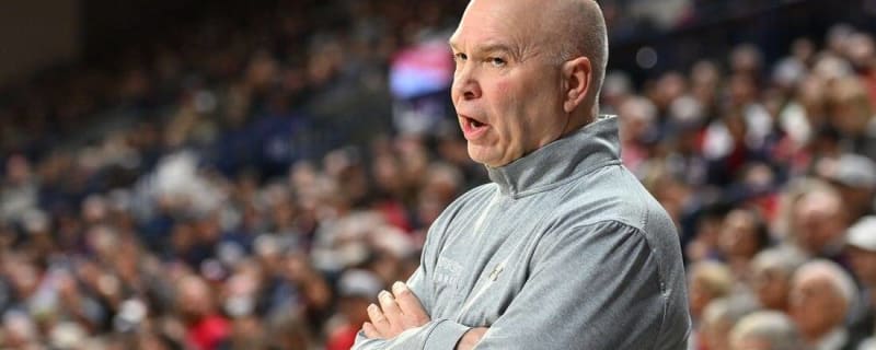 No. 18 Saint Mary's shakes off San Francisco, wins 14th straight