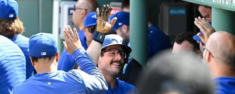 Blue Jays celebrate Davis Schneider's hot start with T-shirt