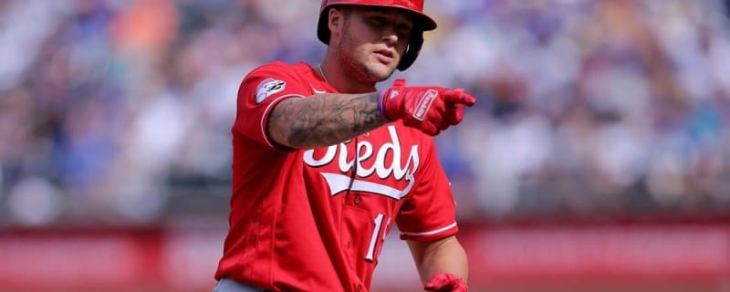 Reports: Nationals sign OF/3B Nick Senzel to 1-year deal