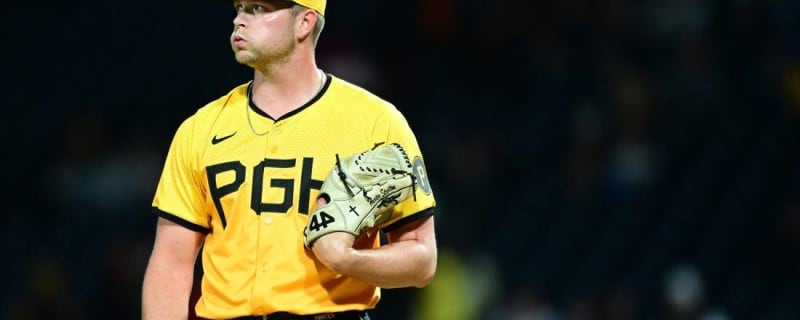 Pirates RHP Hunter Stratton departs with injury