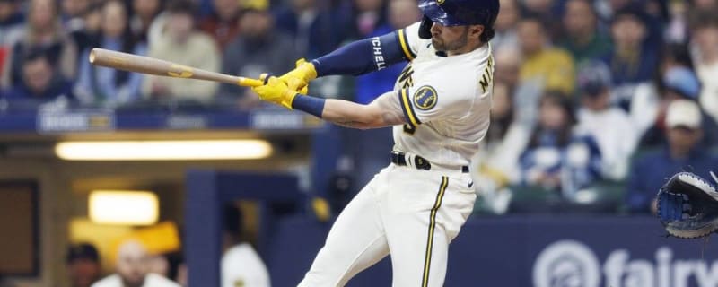 Garrett Mitchell on his first MLB home run for the Brewers vs. Pirates