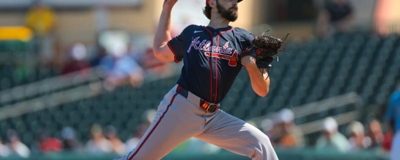 Braves bring back postseason hero Ian Anderson