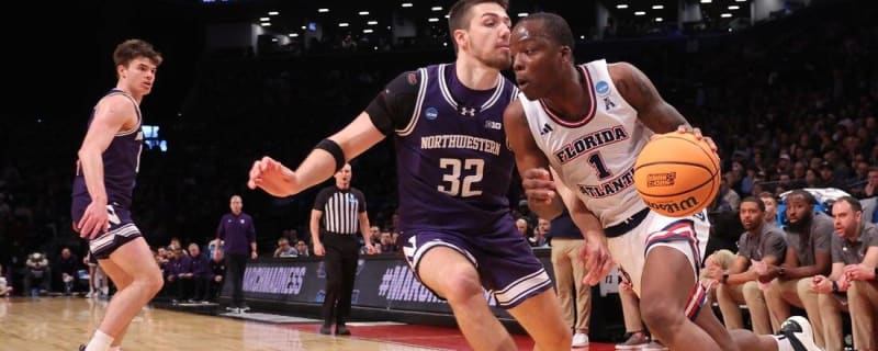 Ex-Florida Atlantic star Johnell Davis chooses Arkansas