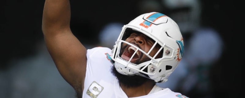 Pro Bowl Snub Christian Wilkins Deserves To Get Paid