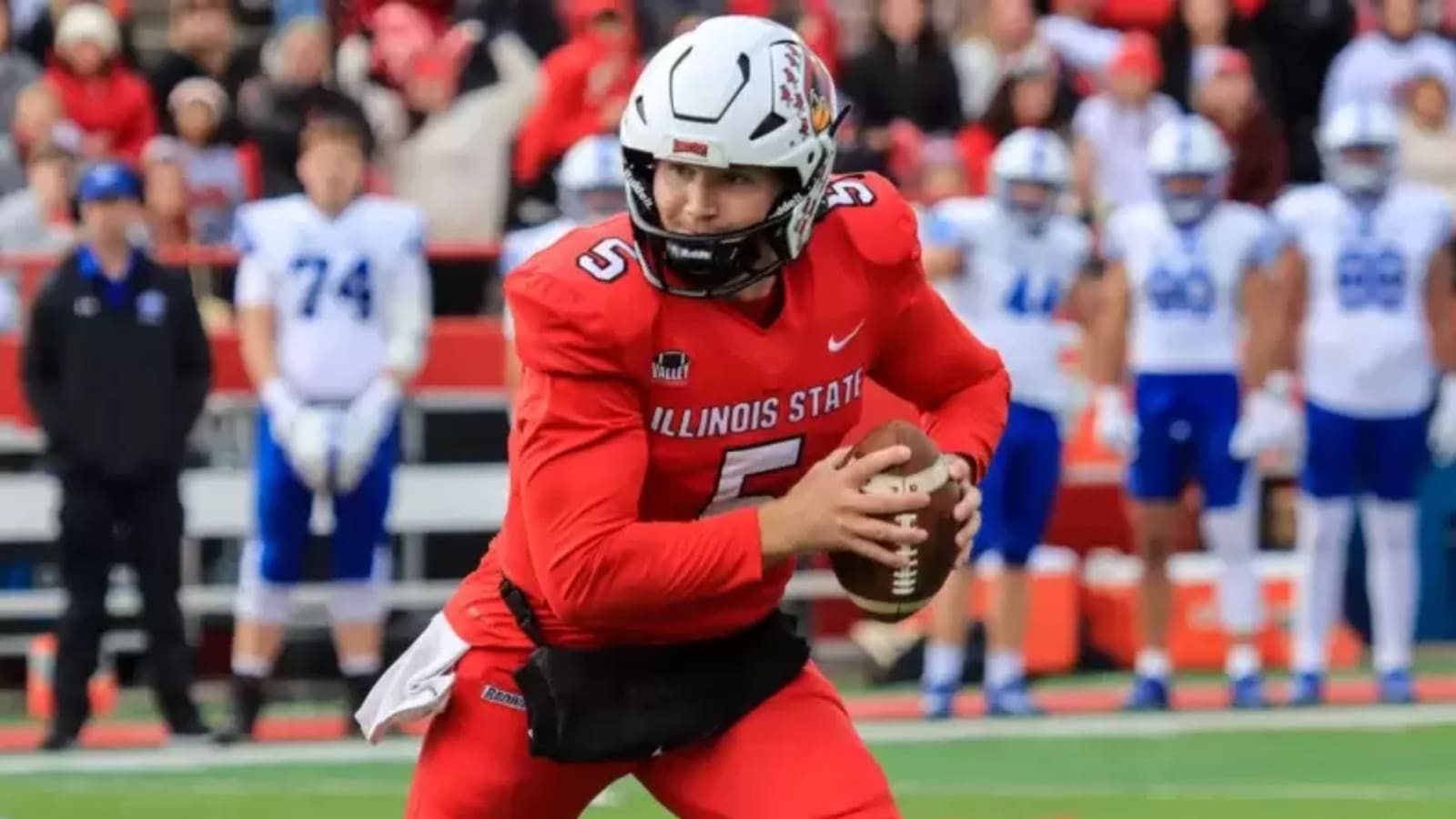 Steelers Host Rookie Quarterback for Free Agent Visit