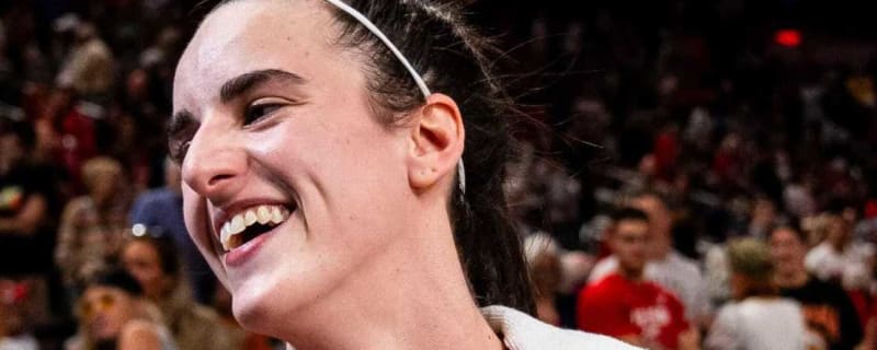 Countless female athletes congratulate Caitlin Clark's major accomplishment