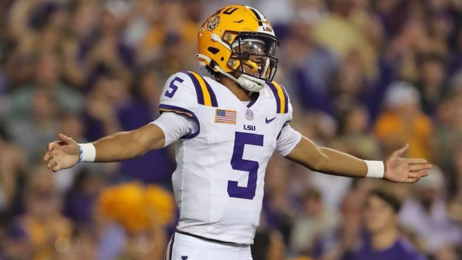 LSU QB Jayden Daniels Makes College Football History vs. Florida