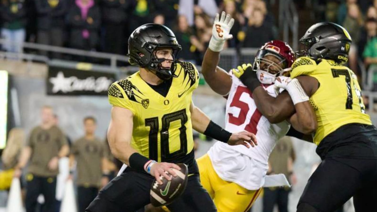 Bo Nix Shines, Caleb Williams Struggles as Oregon Holds Off USC