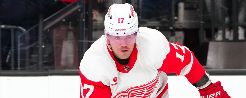 Canucks to sign free-agent winger