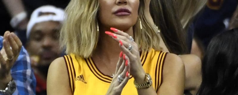 Kyrie irving khloe kardashian shop