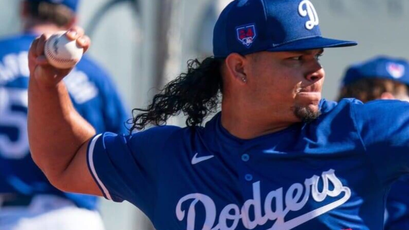 Dodgers Injury Updates: Brusdar Graterol & Joe Kelly Making Progress