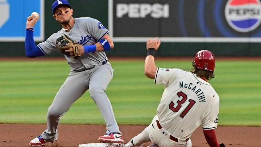  Miguel Rojas Acting As Defensive Mentor To Dodgers Infielders