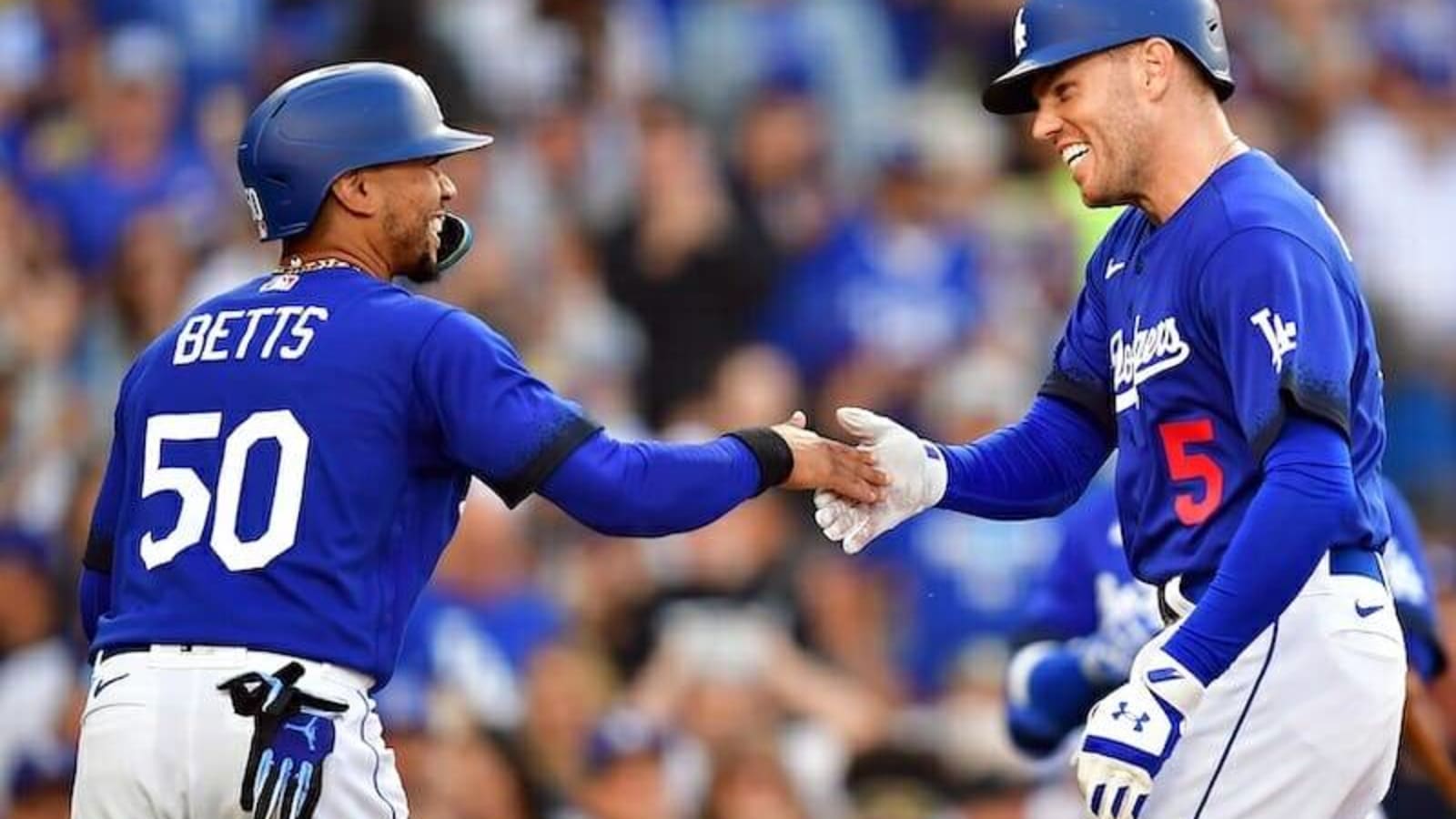 Mookie Betts Freddie Freeman Clayton Kershaw Among Top Selling