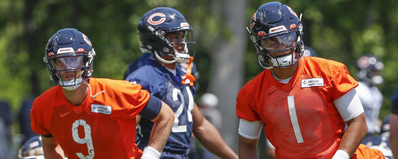 Justin Fields’ Bears QB Room in 2021 was ‘Toxic’