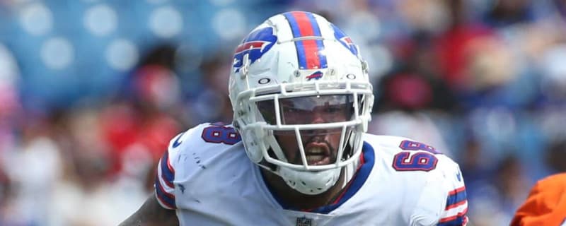 Bills OL Bobby Hart suspended for hitting Titans coach