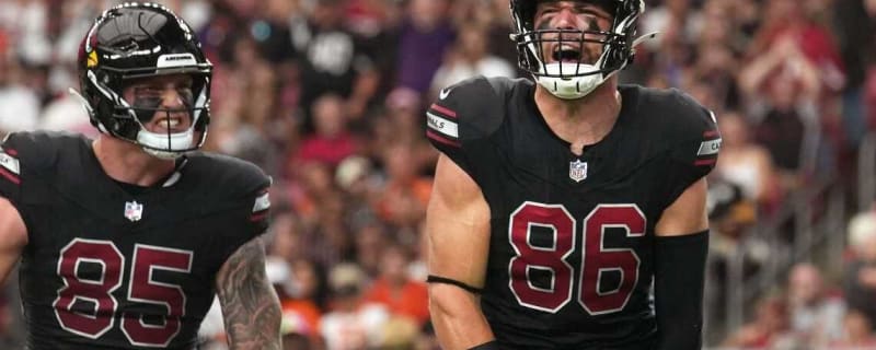 Why Commanders Signed TE Zach Ertz