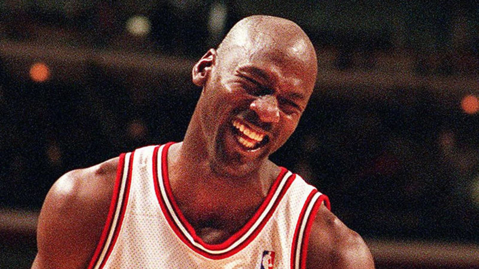 Michael Jordan basketball card sells for record $2.7 million