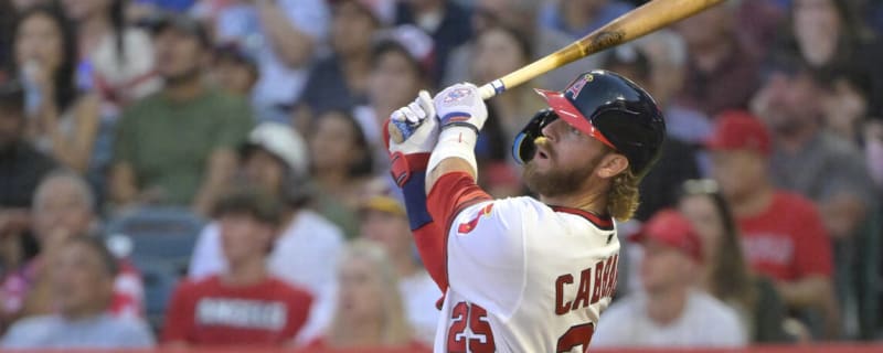 Astros' Manager Says New Addition Can Make Roster