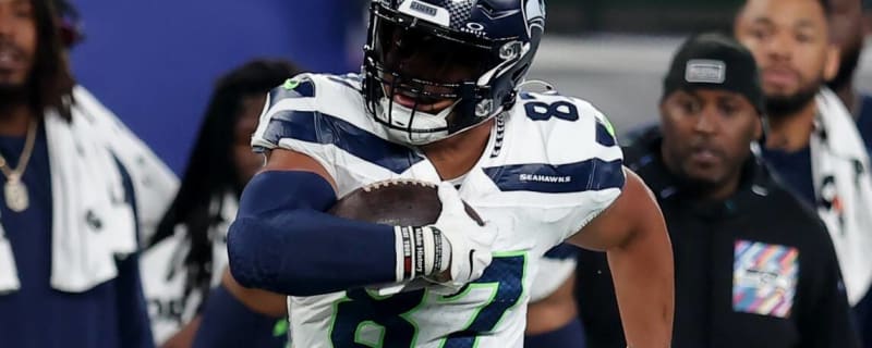 Seahawks rookie Jaxon Smith-Njigba in injury tent with leg injury - Field  Gulls