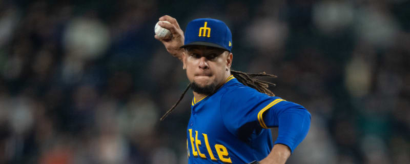 Mariners reportedly willing to listen to offers on Luis Castillo