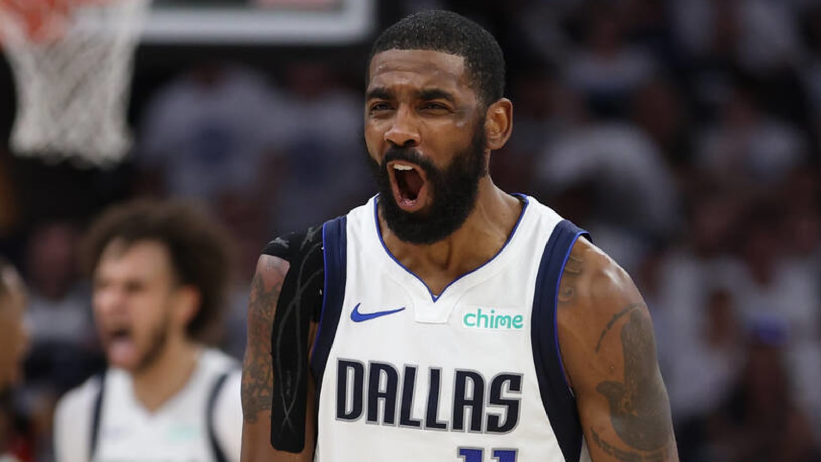 Kyrie Irving pulls very unusual business move