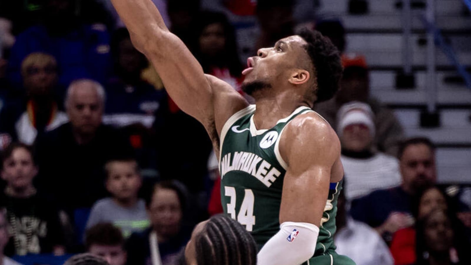 Giannis Antetokounmpo, Damian Lillard Discuss Bucks’ Loss To Pelicans: ‘We’re Just Not Playing With Pace’