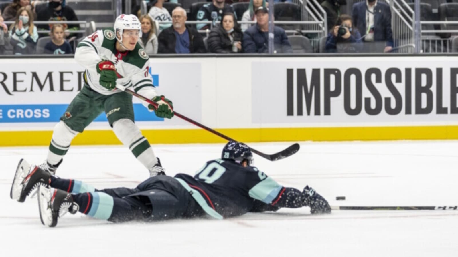 Wild's Joel Eriksson Ek suffered broken nose, expected to play Tuesday
