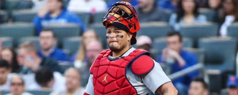 Yadier Molina sets record for most putouts by a catcher