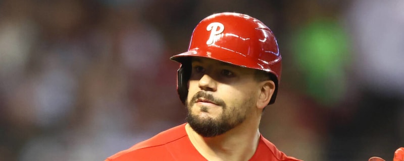 Kyle Schwarber makes Phillies debut as DH in leadoff spot in 8-7