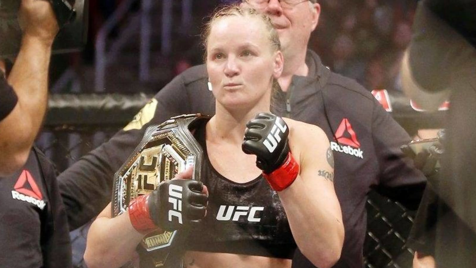 Shevchenko to defend title against Andrade at UFC 261