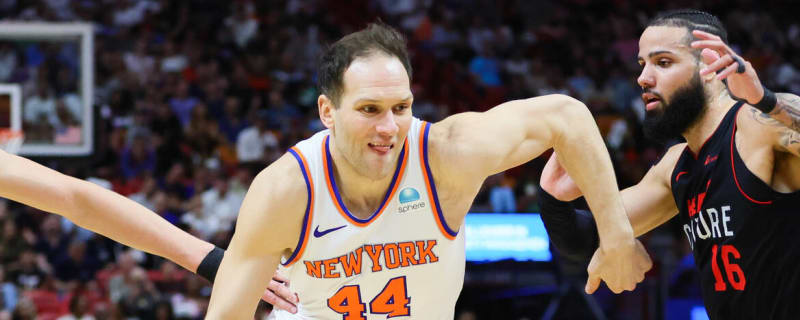 Knicks' Bojan Bogdanovic dealing with wrist injury