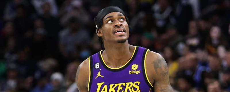 Who should be the fifth starter for the Lakers?