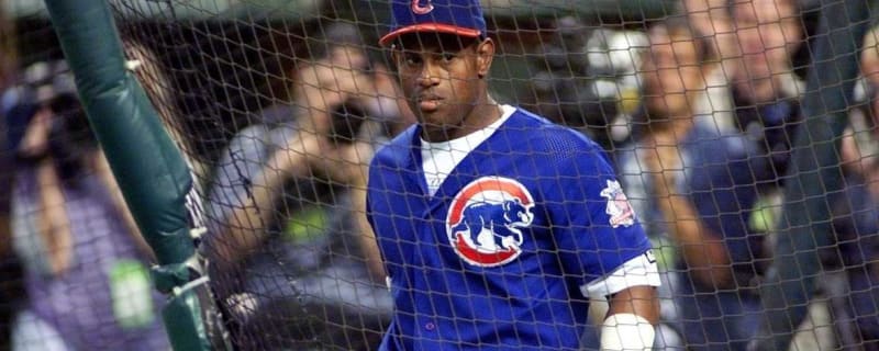 Cubs Legend Sammy Sosa Returns to Coach Players in Spring Training