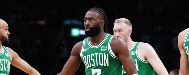 Watch: Jaylen Brown leads Celtics on 11-point run vs. Heat