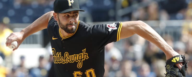 Chicago Cubs Sign Veteran Pitcher to Minor-League Deal