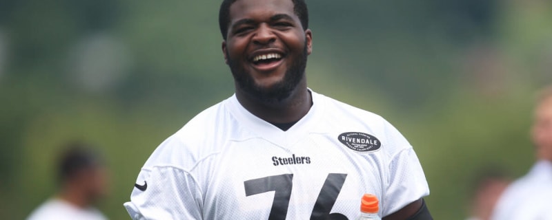 De facto GM Eliot Wolf makes a bold claim about Patriots left tackle opening