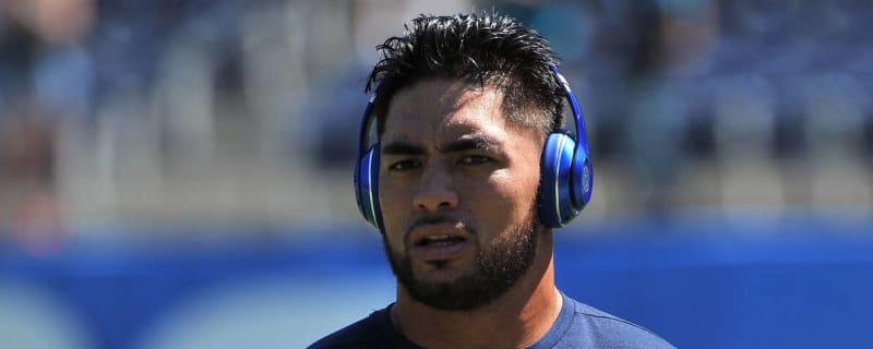Watch: Manti Te'o makes emotional return to Notre Dame