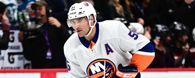 NHL's Johnny Boychuk Slashed In Eye With Skate, Took 90 Stitches